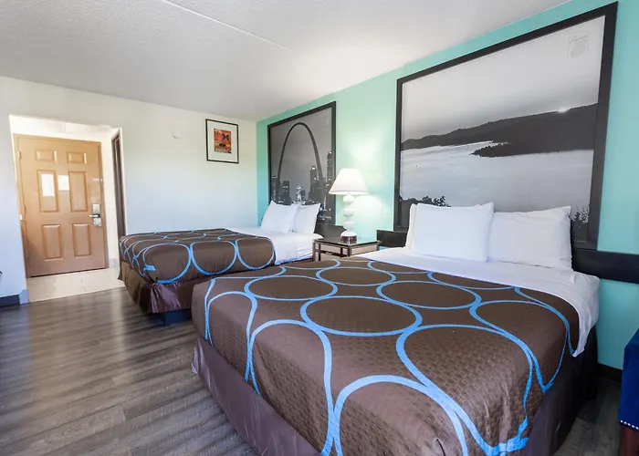 Super 8 By Wyndham Branson By Andy Williams Theatre
